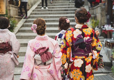 衝日本再等等？日本疫情快速擴散，估8月日增近40萬例