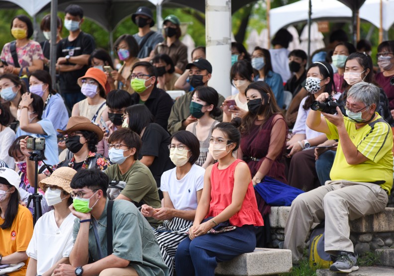 當天講座人潮不少。屏東縣政府提供