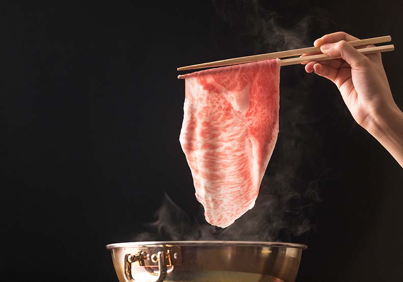 日本頂級和牛,橘色涮涮屋提供。