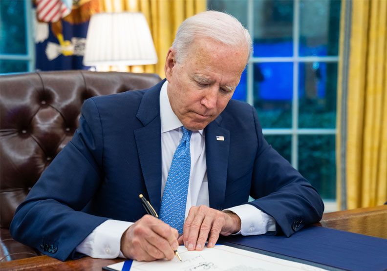 美國總統拜登將於下週簽署基礎建設法案。Flickr by The White House