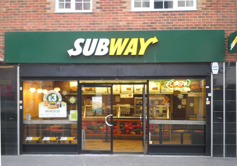 Subway遭控鮪魚產品標示不實。圖／flickr by bob walker