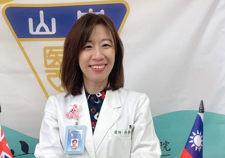 圖／林靜儀今搶頭香登記台中中二選區立委補選候選人。取自台中第二選區立委候選人 林靜儀醫師臉書