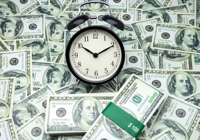 50歲左右的人，曾有四次發財機會？胡偉良：把握「這個」致富週期