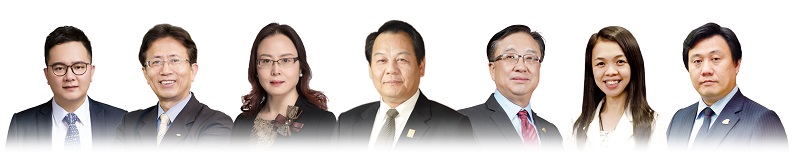 左起:國際龍獎IDA執行委員會副主席張天天;副主席黃俊文;副主席殷淑明;創會主席梁天龍;主席凃開元;副主席黃美菁;副主席梁家和。