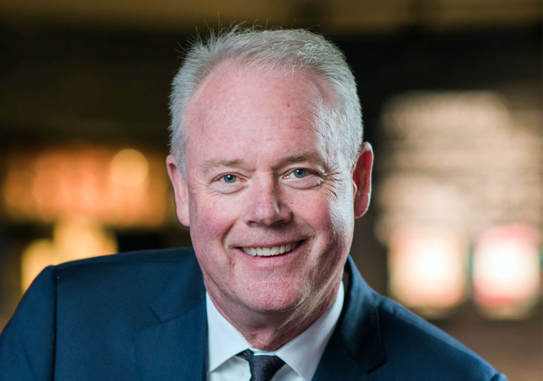 星巴克執行長強森(Kevin Johnson)。取自Starbucks官網