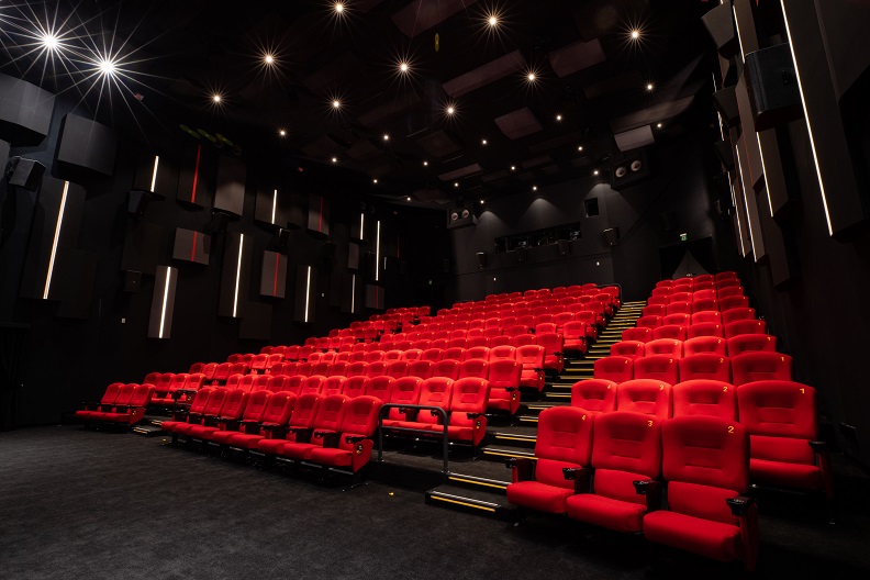 新的中心設立的兩間影廳，分為201席的大影格和52 席的小影格，主要用途包括國內外影展放映、電影首映和專業試片等。