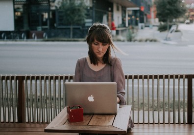 擁有超過29.5萬的儲蓄，就贏過70％的人！如何避開「滾雪球投資」盲點？