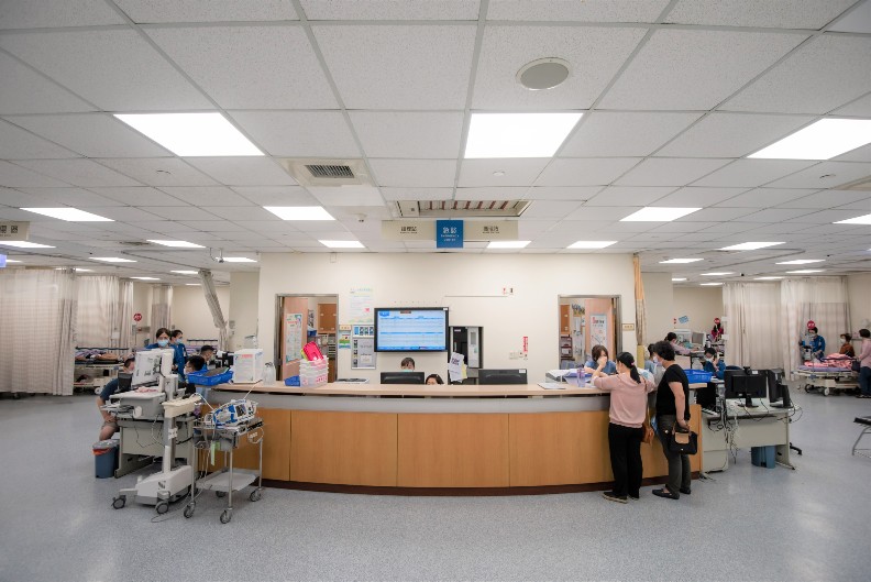 LED照明節電效果好、週期長、成效高,是節電政策的普遍首要。