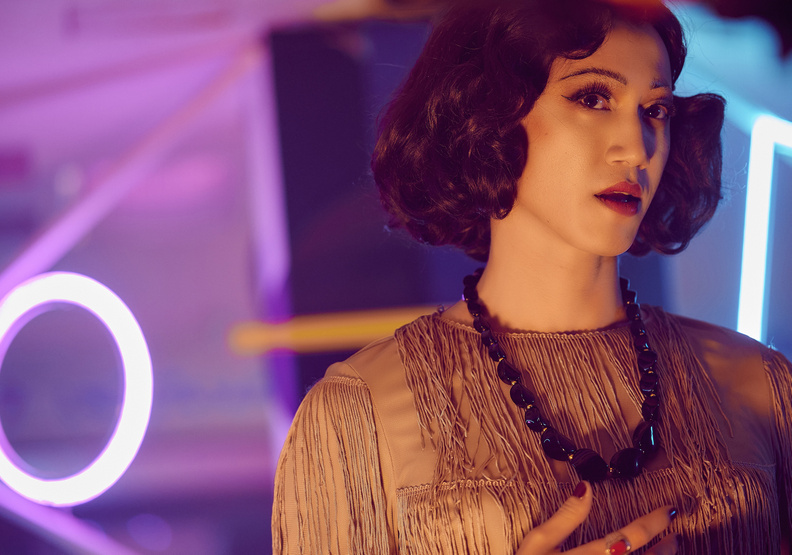 吳慷仁自嘲劇中不走氣質路線，是「硬漢型媽媽」。Netflix