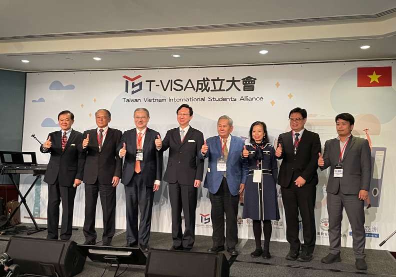 藍濤亞洲總裁黃齊元成立台灣越南國際學生聯盟。邱于瑄攝