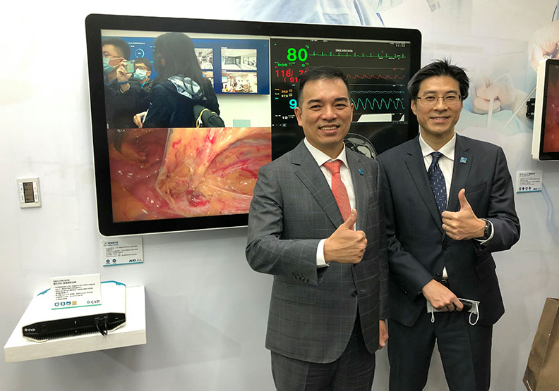 友達光電總經理柯富仁（左）、達擎總經理廖世宏（右）。圖／白育綸