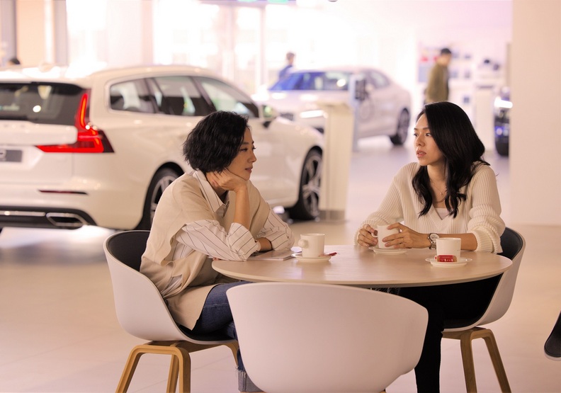 夏于喬飾演桂綸鎂無話不談的閨蜜。紅杉娛樂