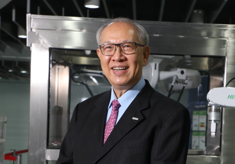 圖／上銀總裁卓永財提醒，若製造業不積極轉型，控被競爭對手超越。蘇義傑攝