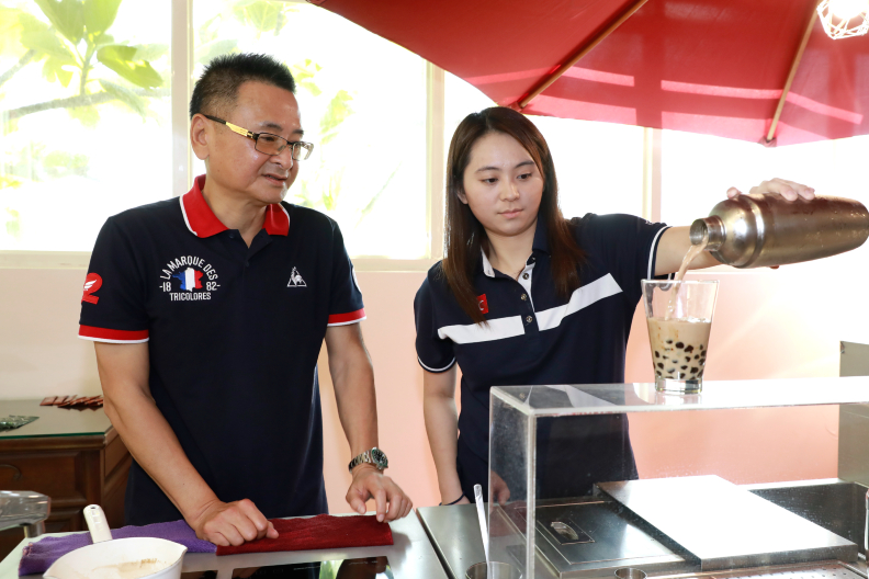 朱俊宏與女兒貫徹公司數位轉型升級的決心,更帶動全公司一起行動。