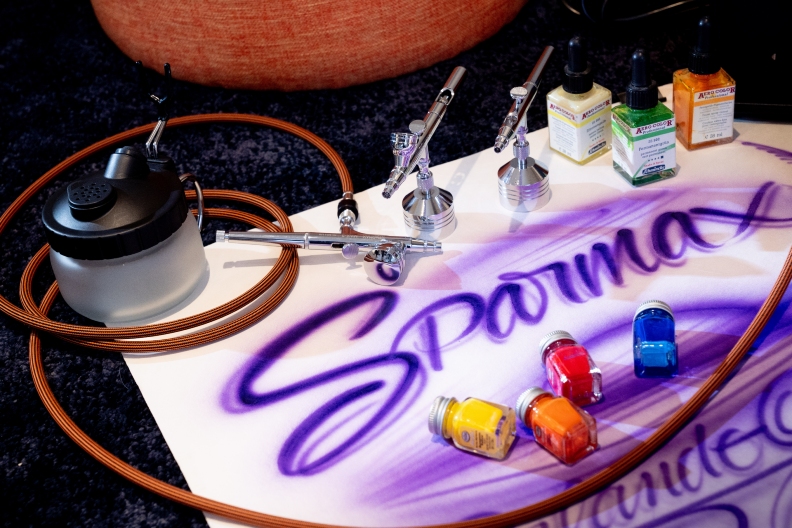 噴槍的市場特殊,岩田漢弓公司運用數據分析另闢藍海。