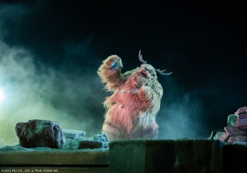 球尾麒麟由《哥吉拉》《寄生獸》日本團隊操刀打造。霹靂