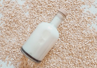 減肥喝燕麥奶反而變胖？一張圖看懂豆漿、牛奶、燕麥奶差異
