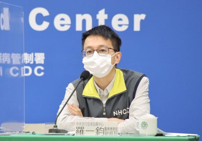 桃園市長鄭文燦稱居服員是「超級傳播者」？指揮中心：不符合定義