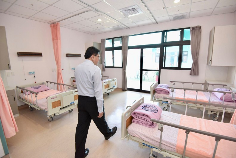 潘孟安打造健全醫療網,積極爭取醫學中心等級醫院到屏東。