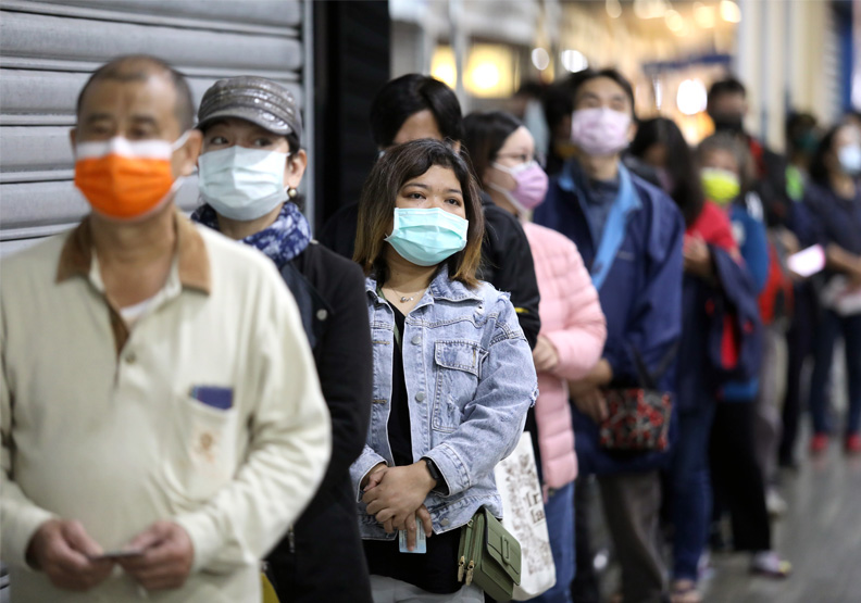 圖／全台疫情升溫，防疫保單你買了嗎？張智傑攝