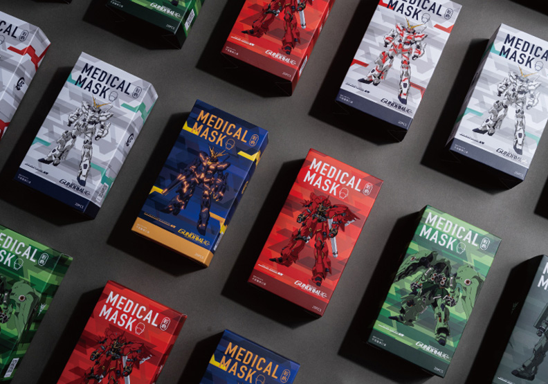 康匠推出最夯新款「鋼彈聯名口罩」。台灣康匠提供