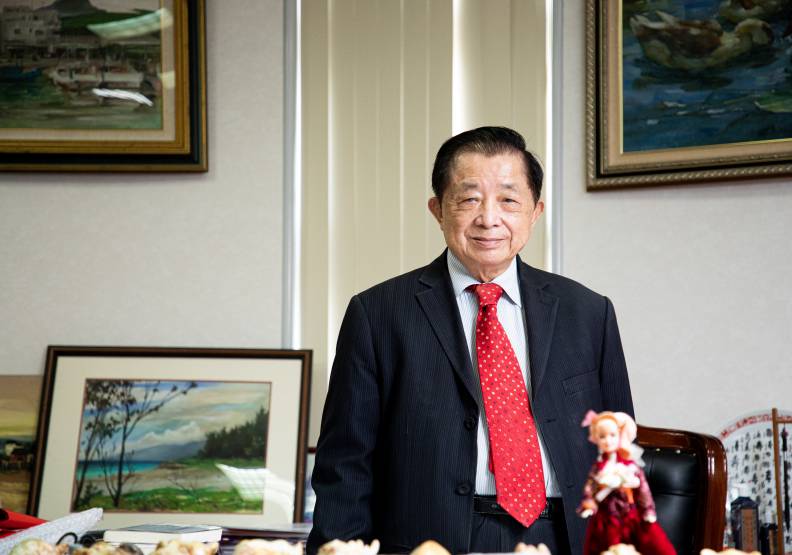 信東生技不斷精進技術,累積國際化發展能量(圖為董事長柯長崎)。池孟諭攝