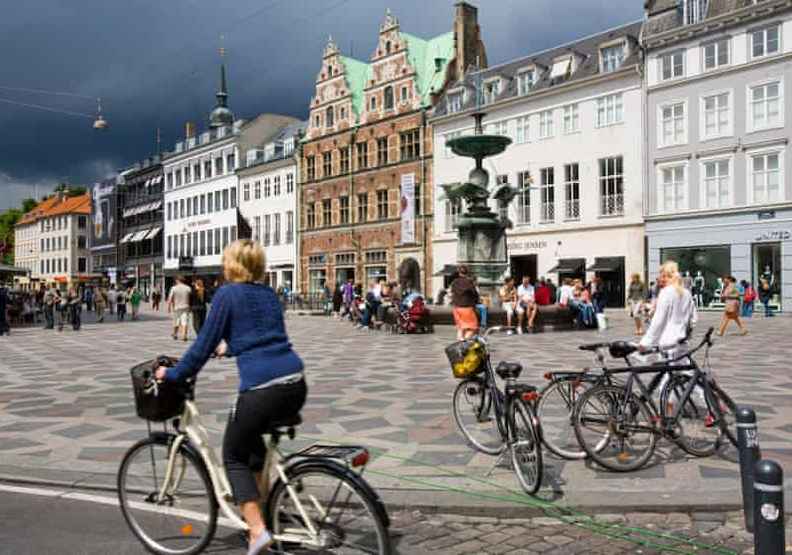 丹麥。theguardian