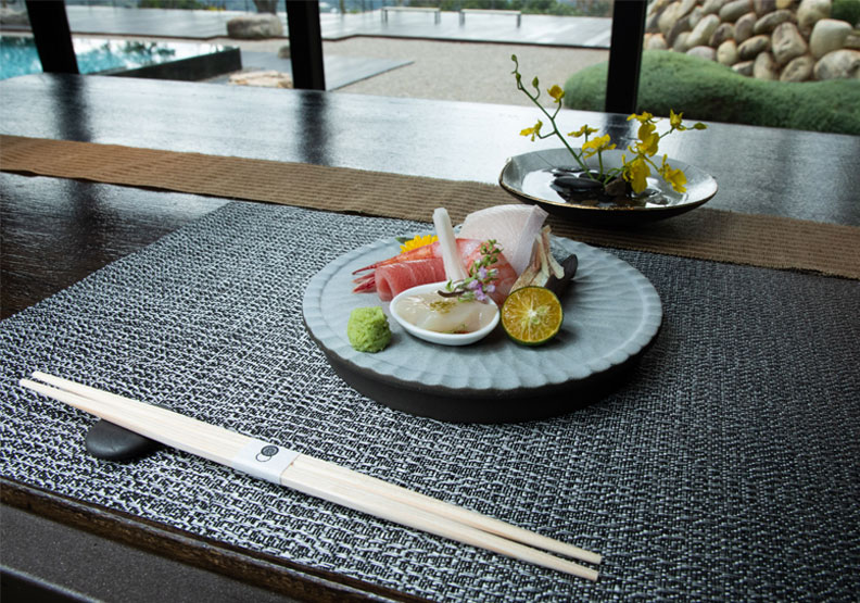 飛花落院中,有的廚師做過割烹、有的做過壽司店,有專精台菜、有的則是做西式,每人專長不同,呈現菜色也多樣化。池孟諭攝