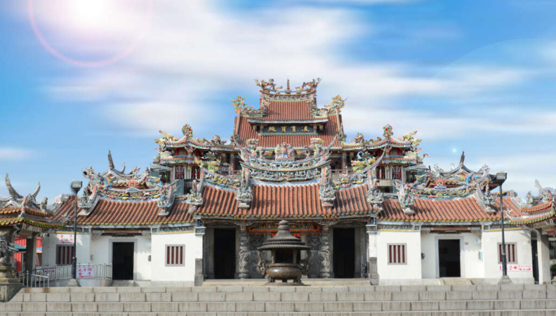 桃園龜山的壽山巖觀音寺。取自桃園觀光導覽網。