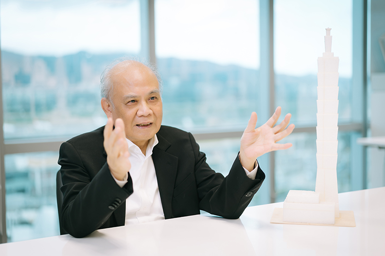 李祖原表示:「一幢好的建築,可以改變一個都市,因為它為都市發展建立了新基礎,開啟一場都市建設的革命。」