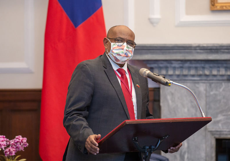 索馬利蘭外長瑞格薩(Essa Kayd Mohamoud)。總統府提供