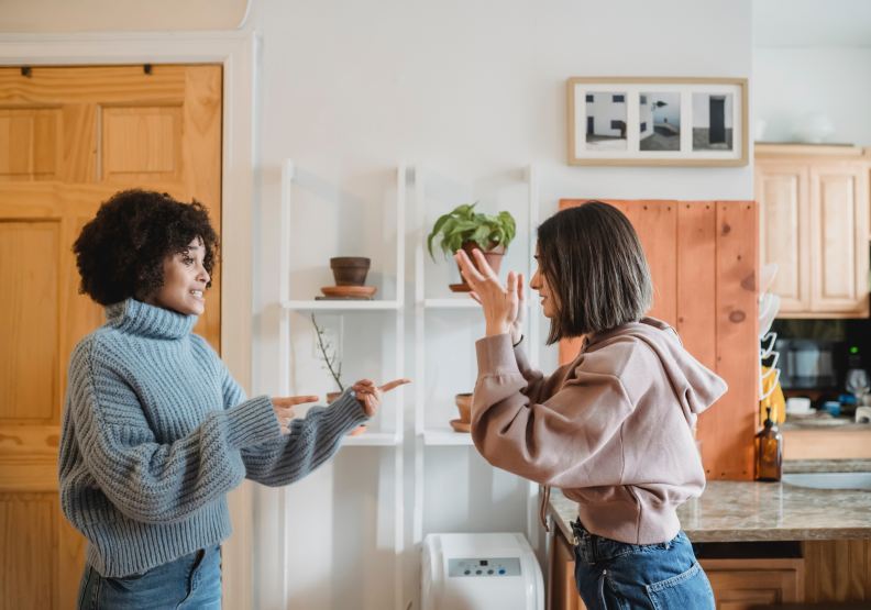 生活或職場上的摩擦經常是因為不懂人性，僅為情境配圖。圖片來自pexels