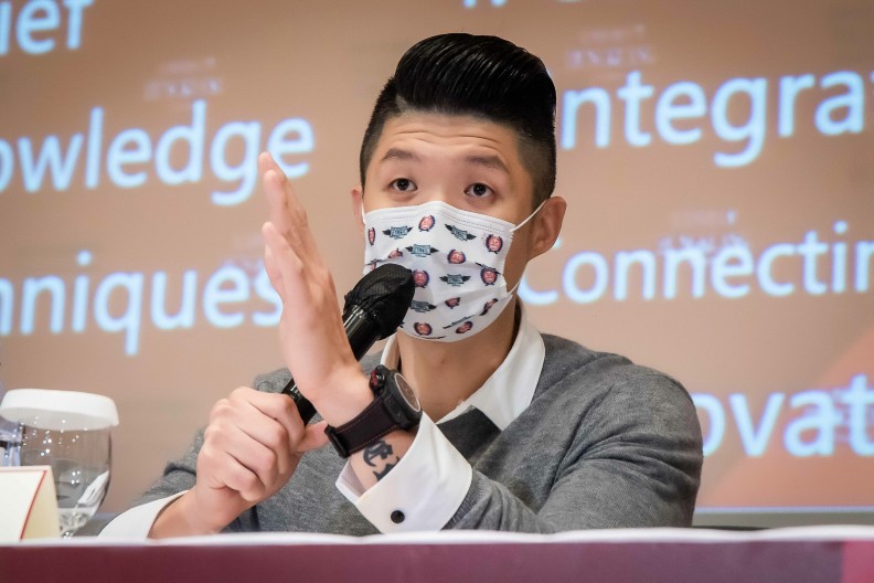 米其林二星主廚林恬耀指出：「廚師這條路可以怎麼樣走得更遠、更好？那你就該怎麼付出。」