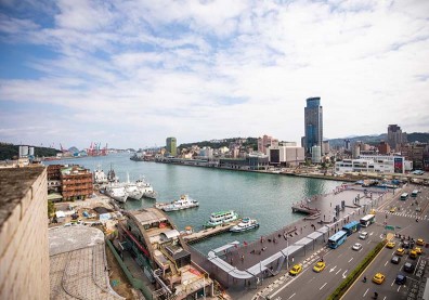 四接天然氣東移，基隆港恐滅港？台電擬定LNG船進出港規定