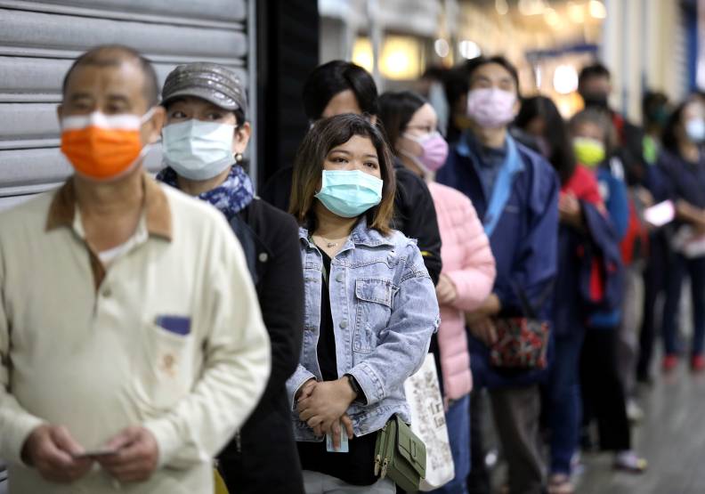 過去兩年來，台灣曾多次深陷「疫苗荒」，然而缺疫苗背後，暴露著台灣疫苗產業的不足。張智傑攝