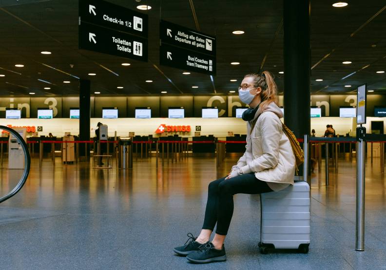 疫苗在短時間內研發,讓全球疫情得以緩和。pexels/Anna Shvets