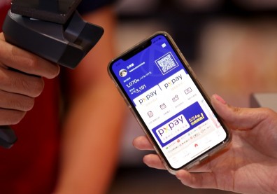 LINE Pay切割一卡通、全聯攜手全家，電支玩家「黃金交叉」近了？