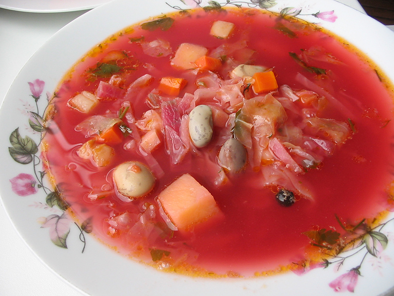 烏克蘭的羅宋湯。取自wikimedia, CC BY-SA 3.0