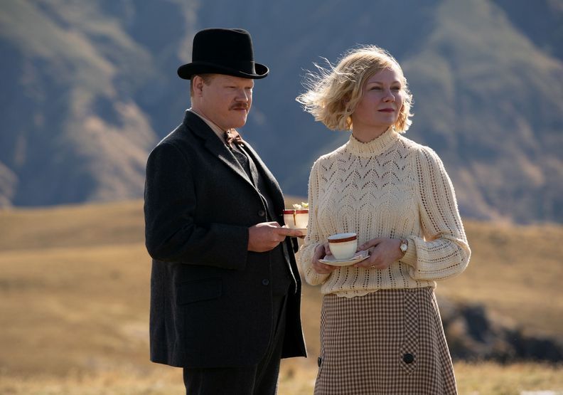傑西普萊蒙與克絲汀鄧斯特在本片的表現也令人讚歎,他們雙雙入圍奧斯卡男配與女配。Netflix
