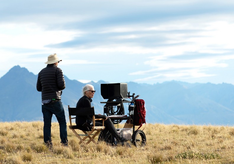 導演珍康萍讓整個故事都充滿了魅力。Netflix