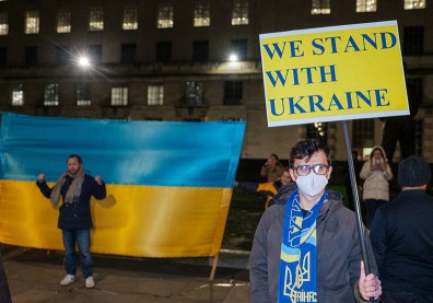 【不斷更新】俄銀行被踢出Swift，烏總統只接受全面談判，美軍援烏3.5億