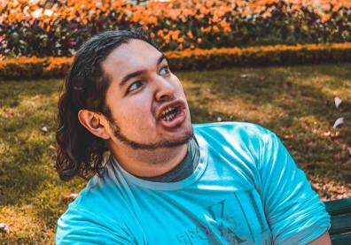 小心隔牆有耳！除了”You’re crazy“，也可以用這幾句英文吶喊：是在哈囉？