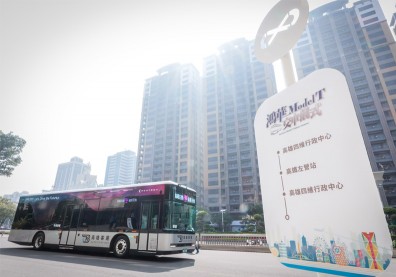 鴻海電動巴士上路！力拚以高雄為中心的「整城輸出」