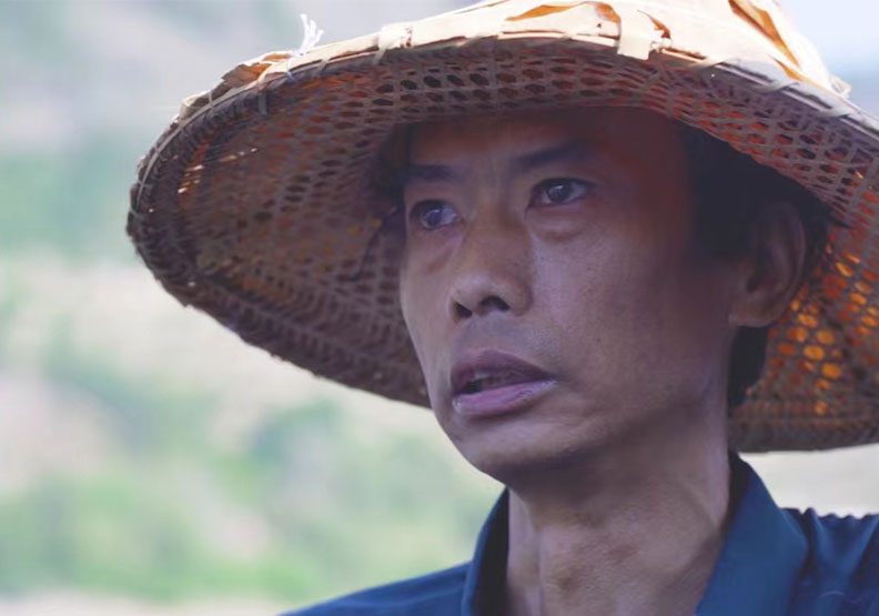 葛叔的眼神喚起當時的記憶。橙翔文旅提供