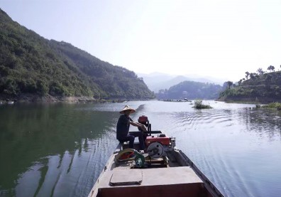 他們的家被水壩淹沒，台青夢裡尋夢，讓鄉愁變成一座記憶的夢屋