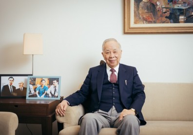 88歲還背得出長恨歌、為太太下廚60年不嫌累！ 實踐大學董事長謝孟雄的養生與快樂之道