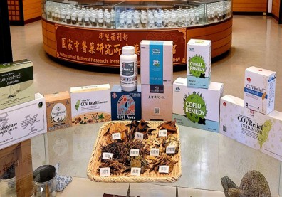 清冠一號傳缺貨、庫存量有多少？什麼是「類清冠一號」？衛福部解答