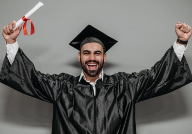 大學生一畢業年薪300萬，薪資通膨年來了？