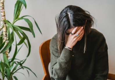經前外感大爆發？中醫師：４穴道化解生理期偏頭痛，保暖很重要