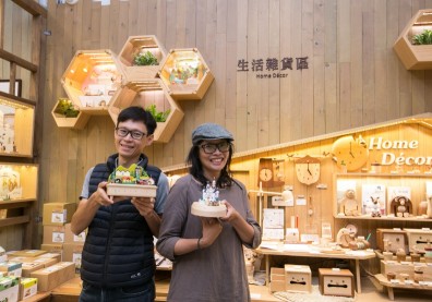 知音文創動態原木音樂盒，一秒置身童話世界